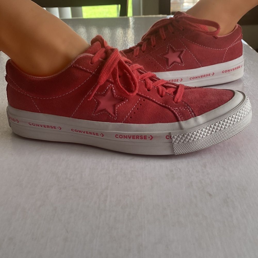 CONVERSE Women’s Suede Leather Sneakers Size 9 - Picture 4 of 9